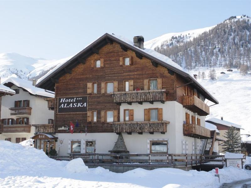 Hotel Alaska 리비뇨 외부 사진