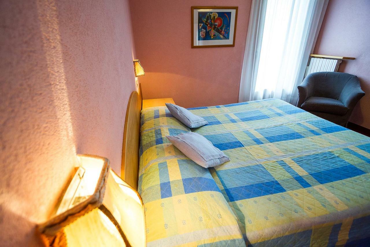 Hotel Alaska 리비뇨 외부 사진